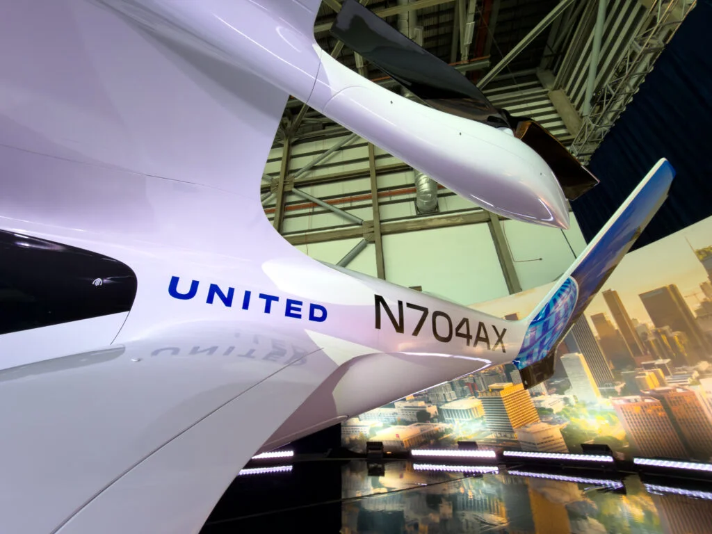 United CEO is skeptical of eVTOL airport taxis, but FAA has a more nuanced take
